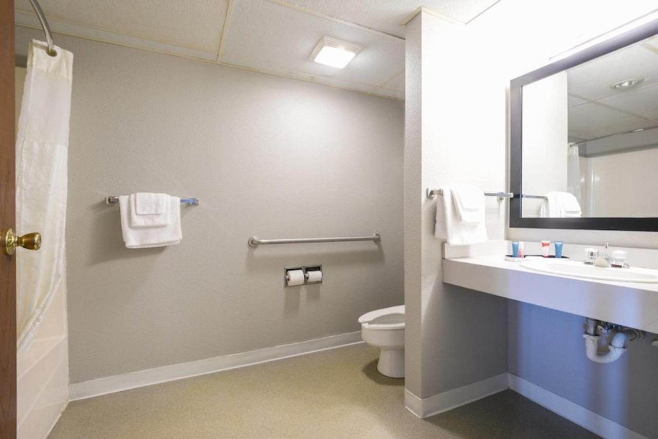 Fairbridge Inn Express Monroe City Esterno foto